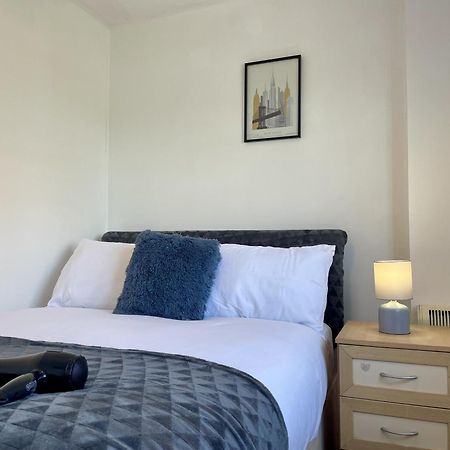 Hk Life Serviced Apartment , City Centre Swindon Exterior foto