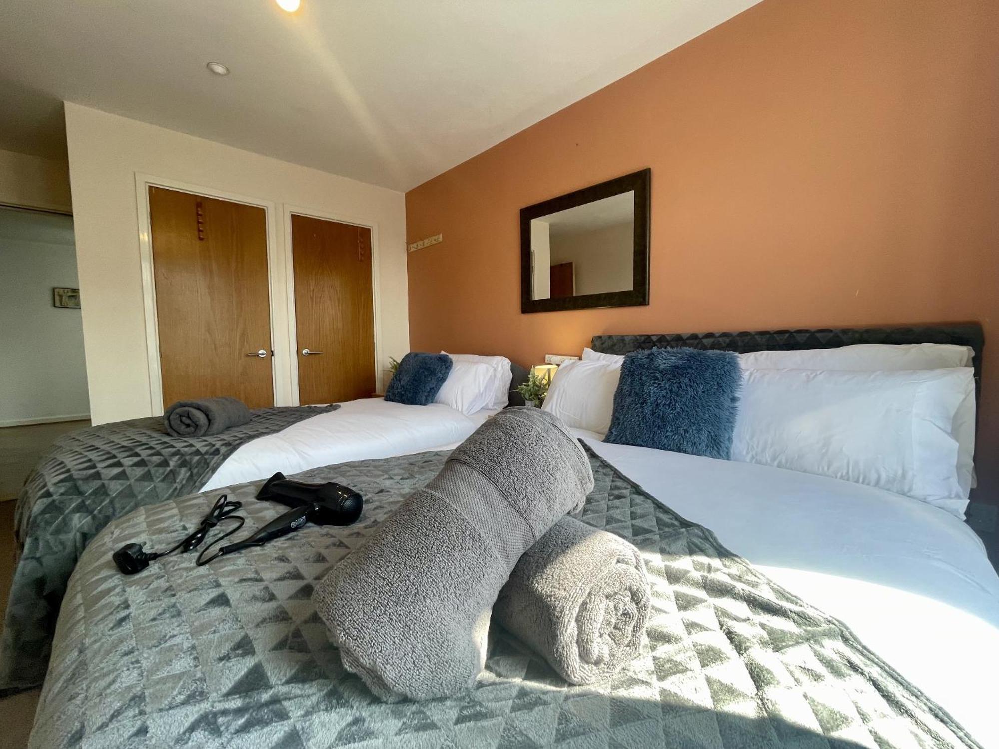 Hk Life Serviced Apartment , City Centre Swindon Exterior foto
