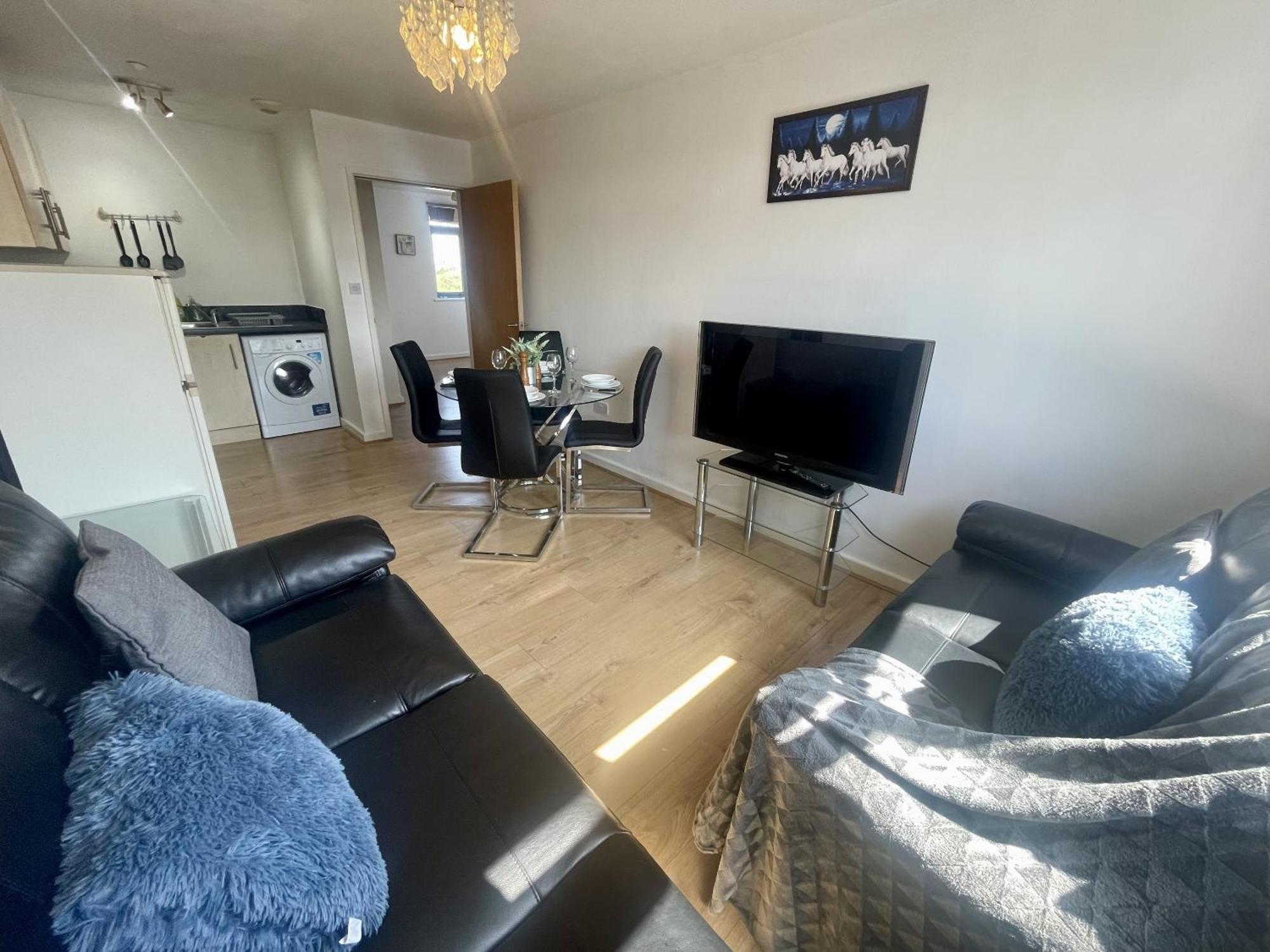 Hk Life Serviced Apartment , City Centre Swindon Exterior foto